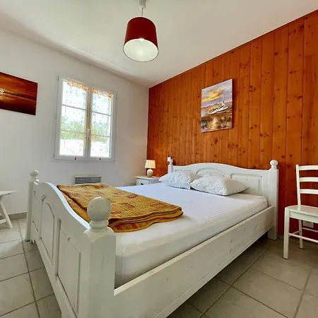 Maison 4 Pièces 7 Couchages Denis D'oléron Sdo000-076 * Saint-Denis-dʼOléron