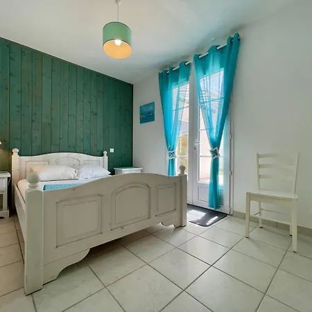 Maison 4 Pièces 7 Couchages Denis D'oléron Sdo000-076 Villa