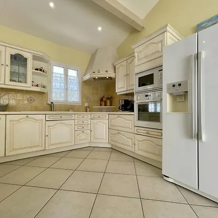 Maison 4 Pieces 7 Couchages Denis D'oleron Sdo000-076 *