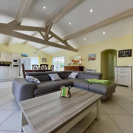 Maison 4 Pièces 7 Couchages Denis D'oléron Sdo000-076 Villa